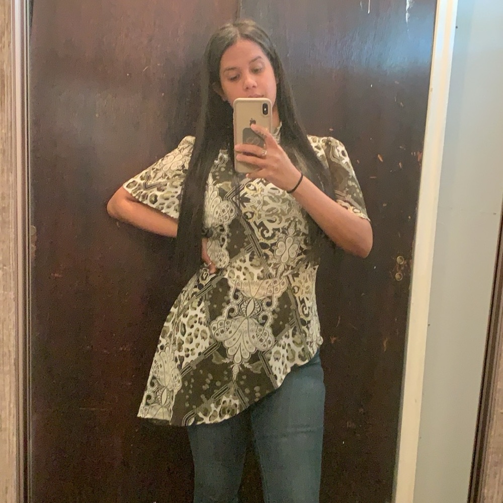 White asymmetrical short sleeve blouse
